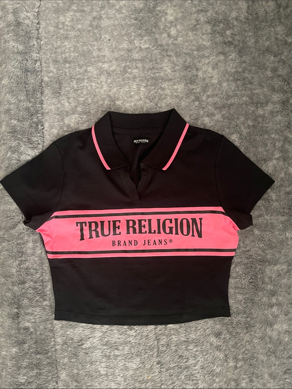 NWOT True Religion Black & Pink Crop Polo with Logo Band